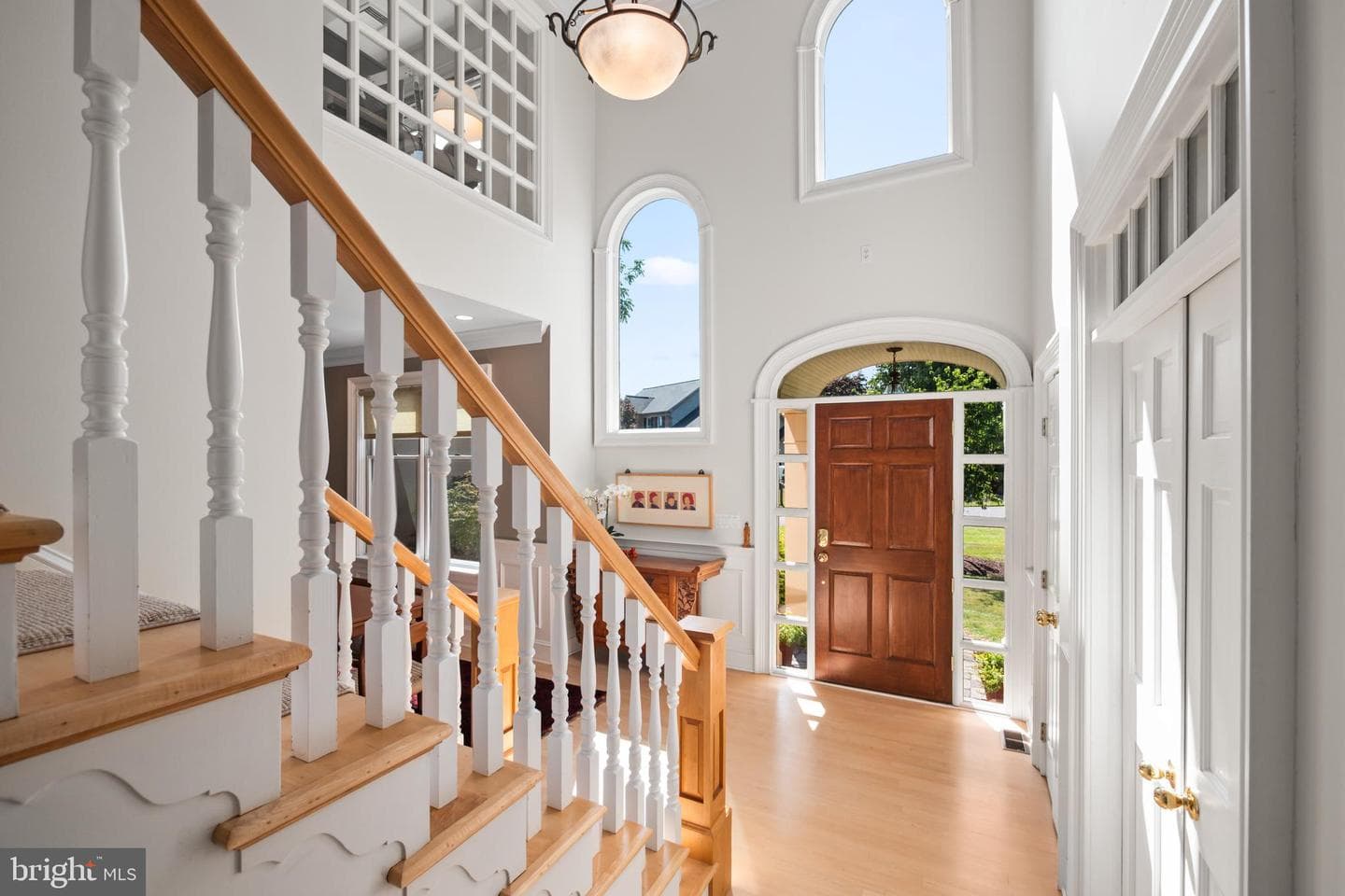4807 Leeds Court photo 6