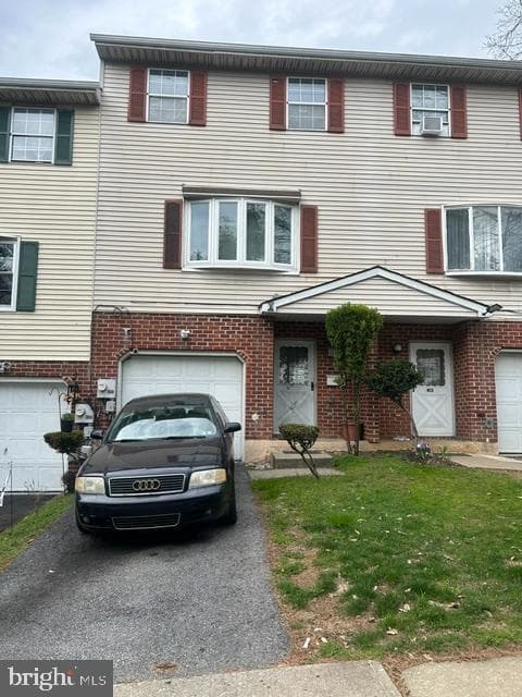 415 N Filbert Street photo 1