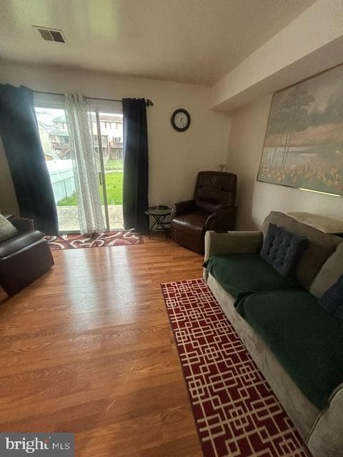415 N Filbert Street photo 11