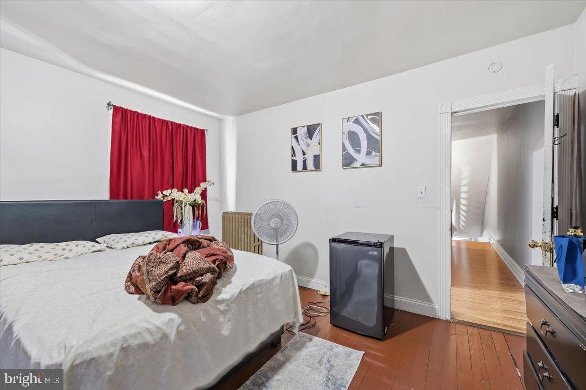 226 S Madison Street photo 17