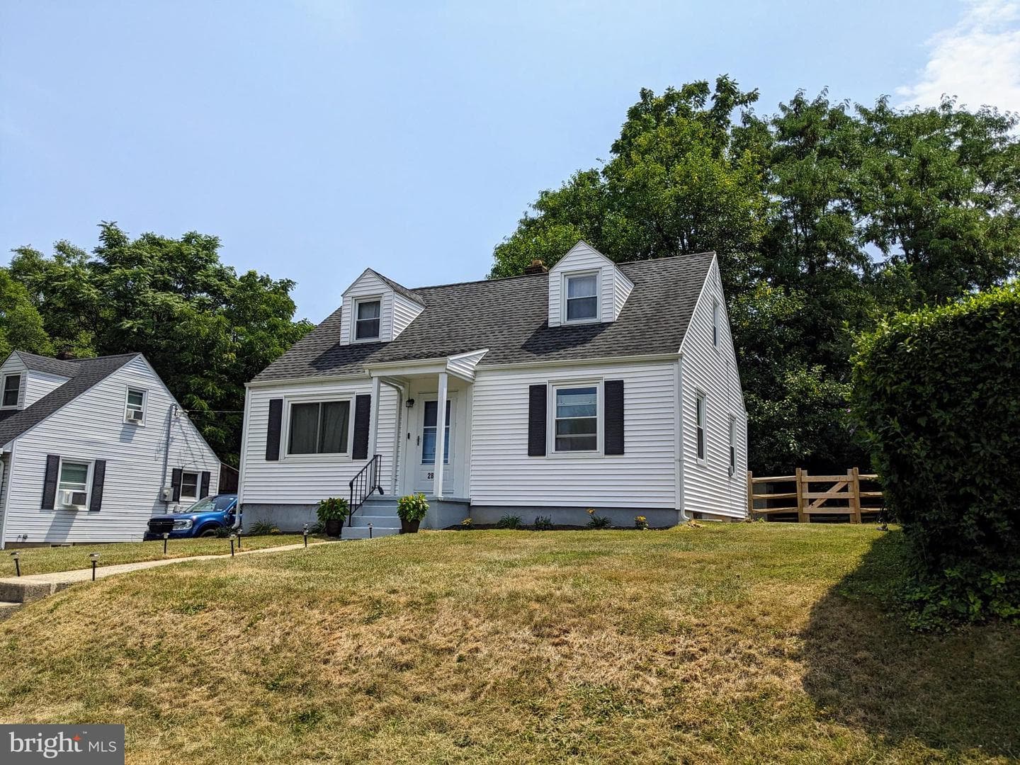 2844 Elm Court photo 2