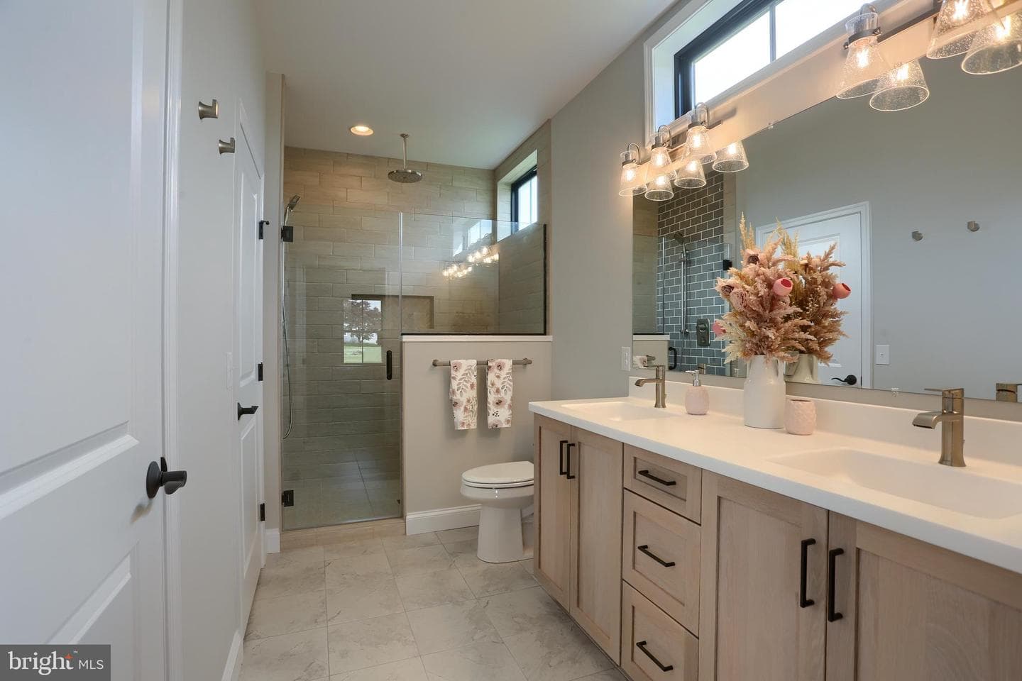 101 Dream Dr photo 15