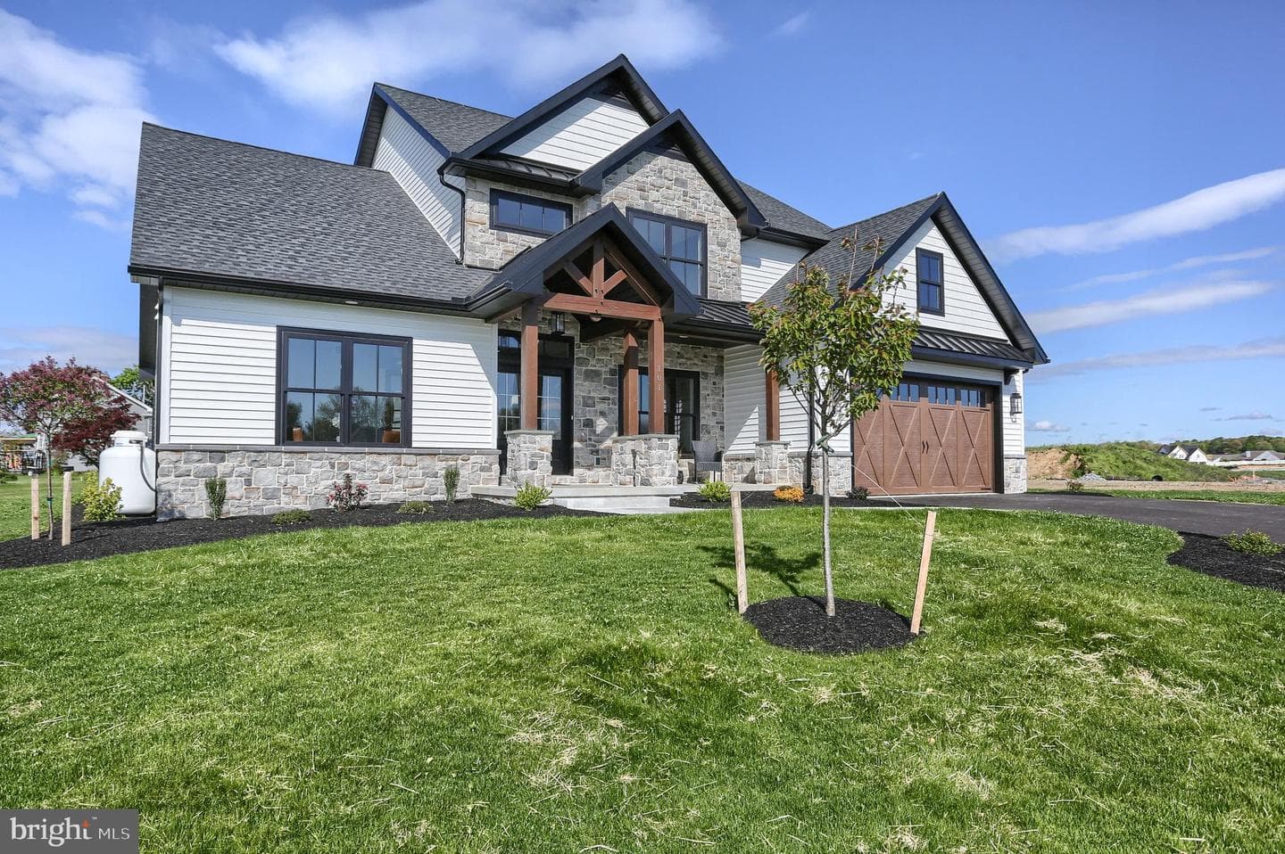 101 Dream Dr photo 3