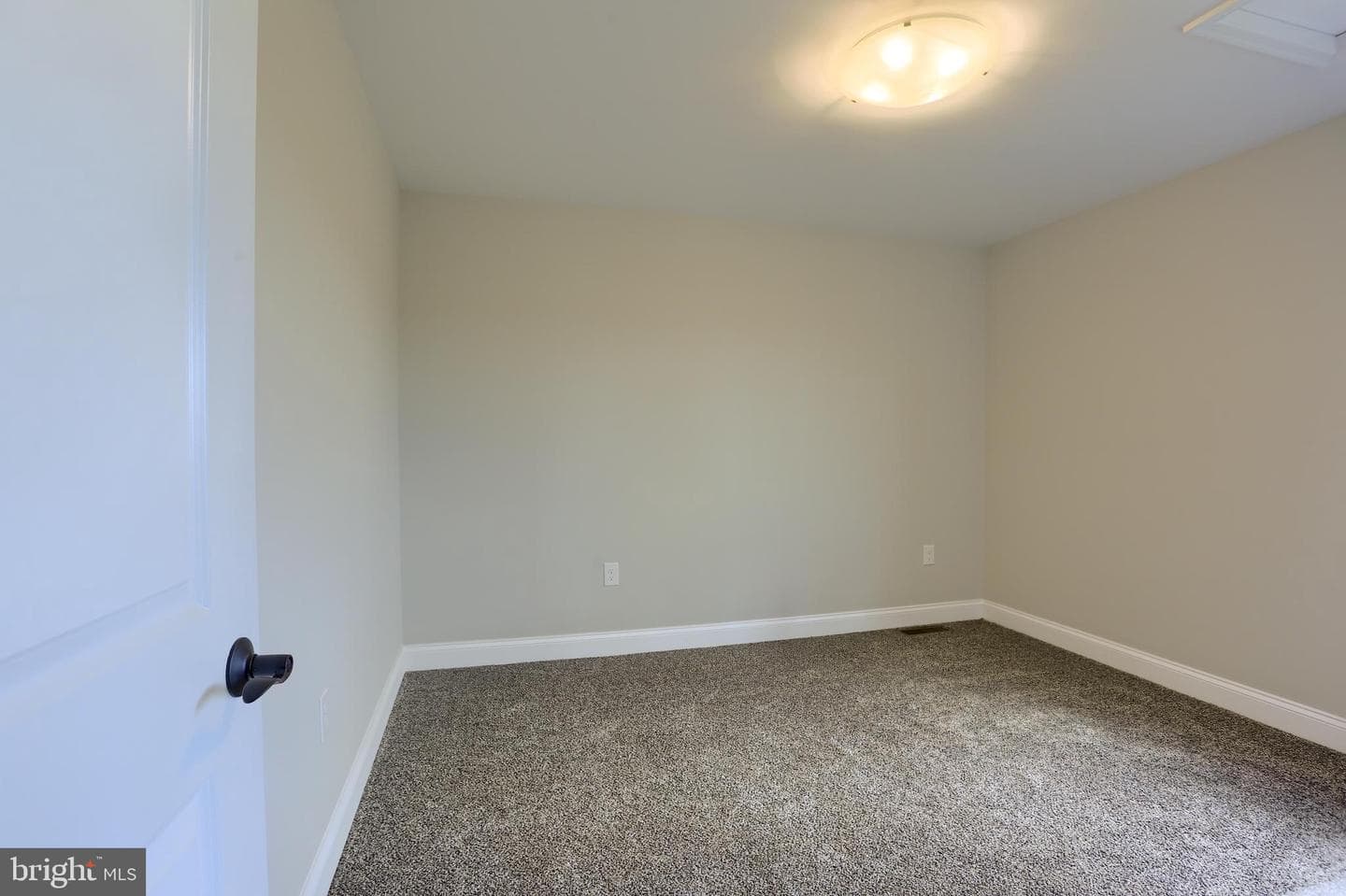 101 Dream Dr photo 32