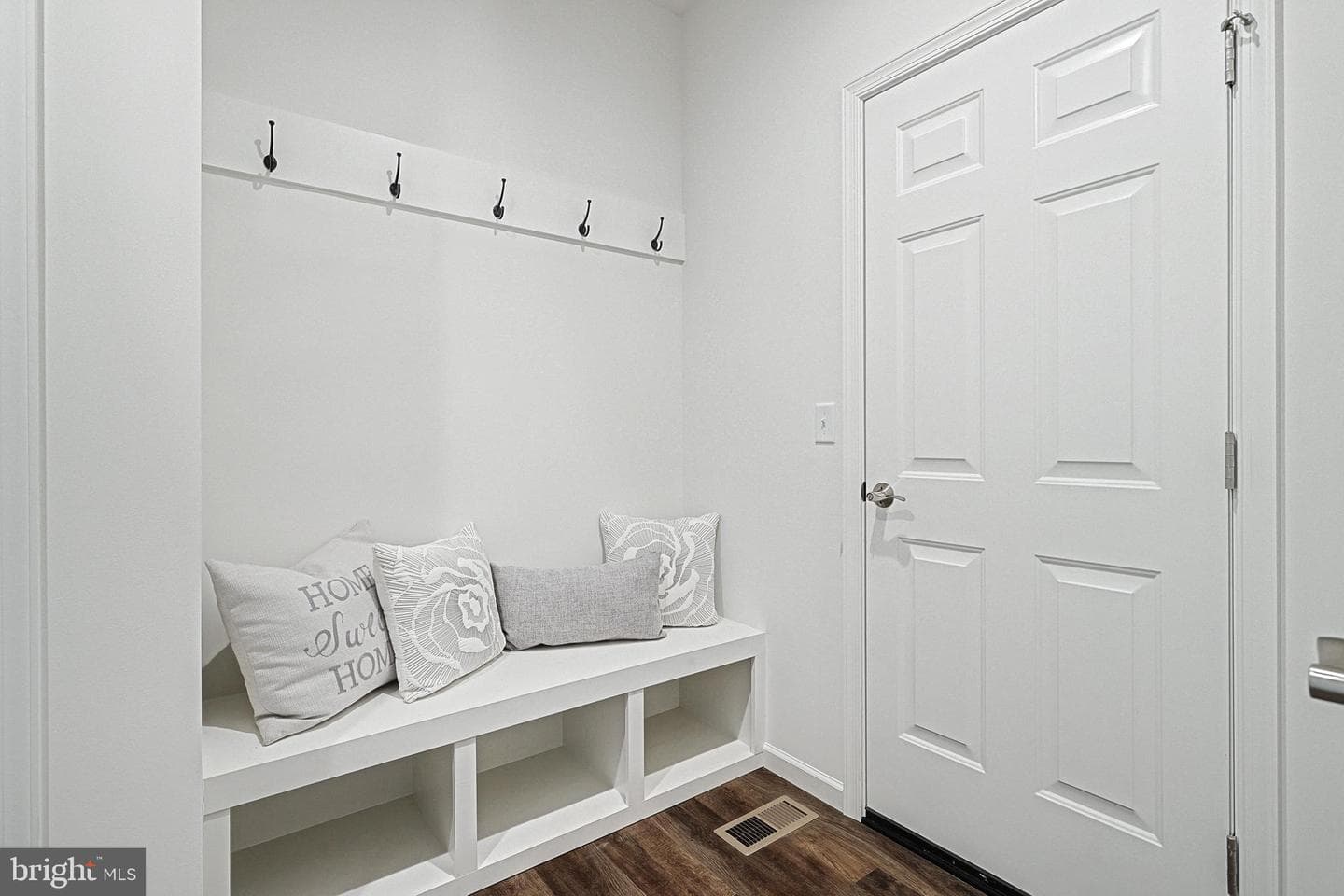120 Ginger Court photo 18