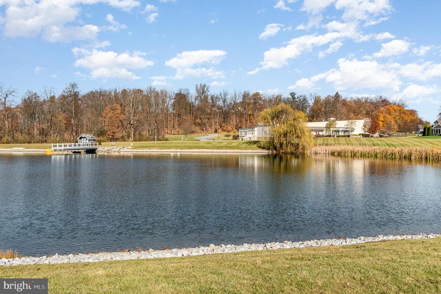 1046 Alden Way photo 31