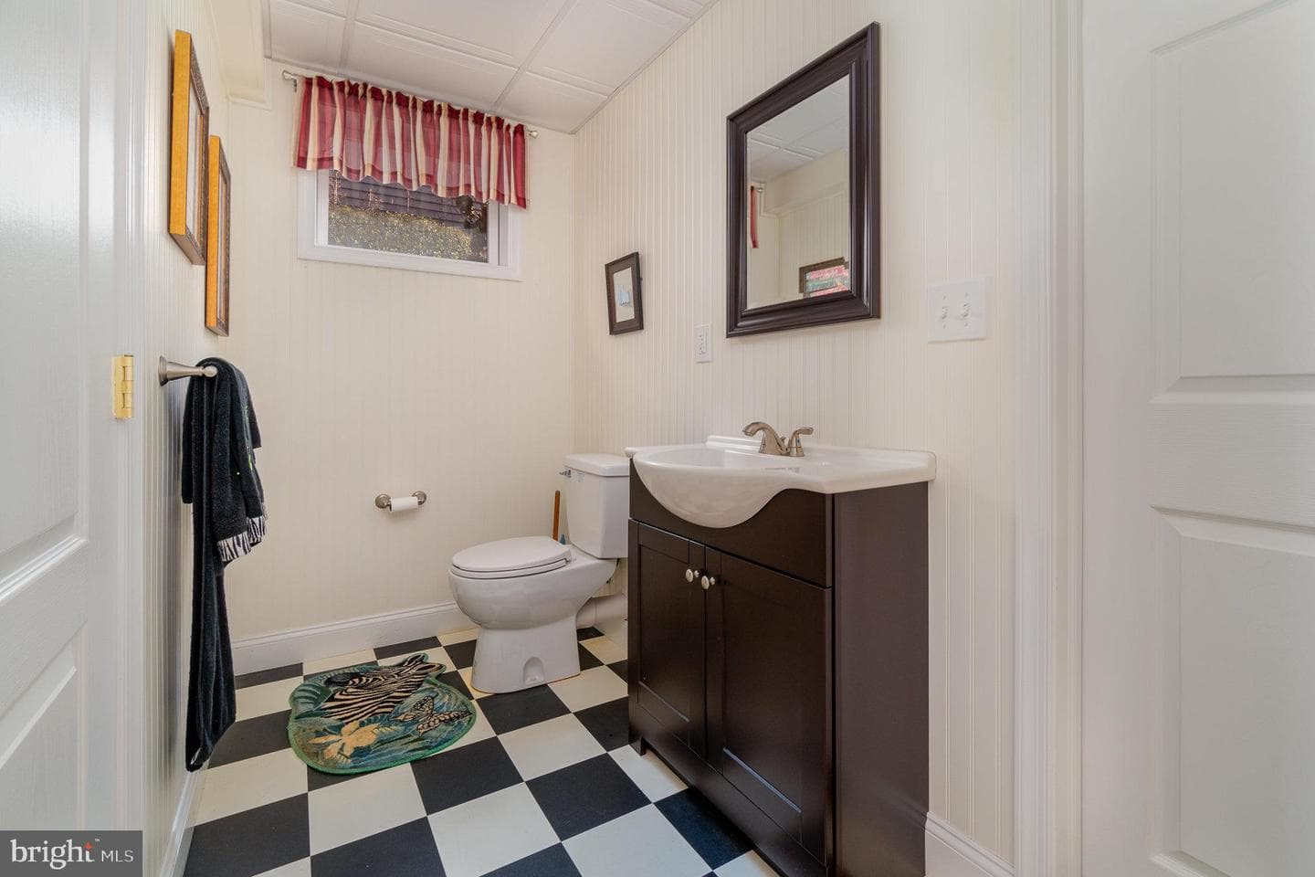 1046 Alden Way photo 34