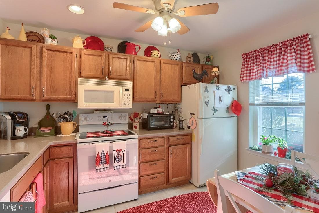 1504 Cambridge Court photo 11