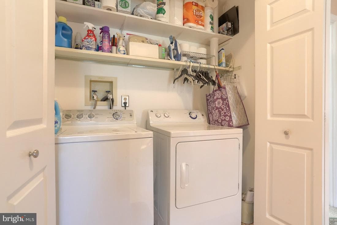 1504 Cambridge Court photo 15