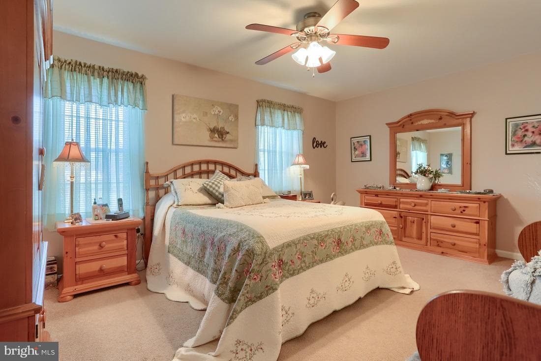 1504 Cambridge Court photo 16