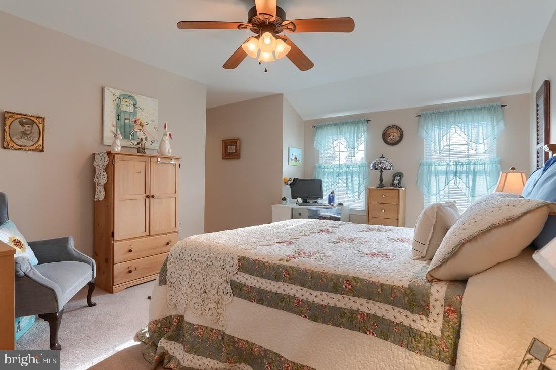 1504 Cambridge Court photo 19