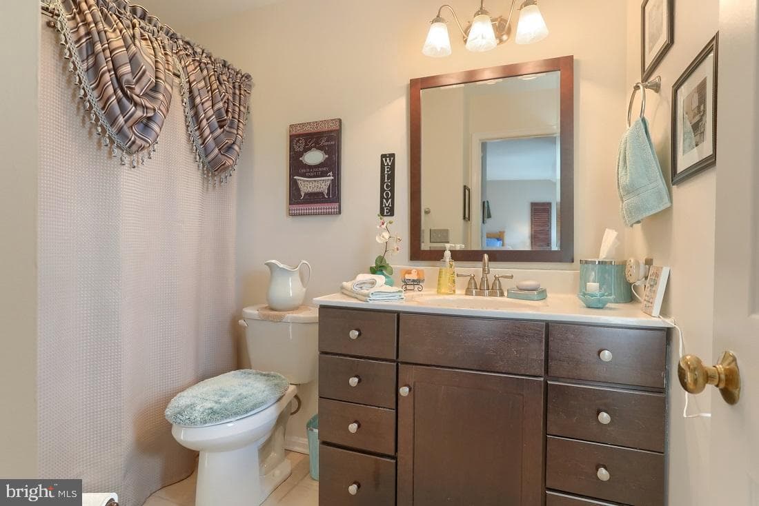 1504 Cambridge Court photo 20