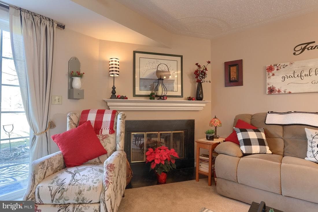 1504 Cambridge Court photo 9
