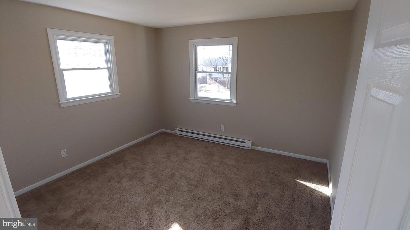 16 Colonial Drive photo 11