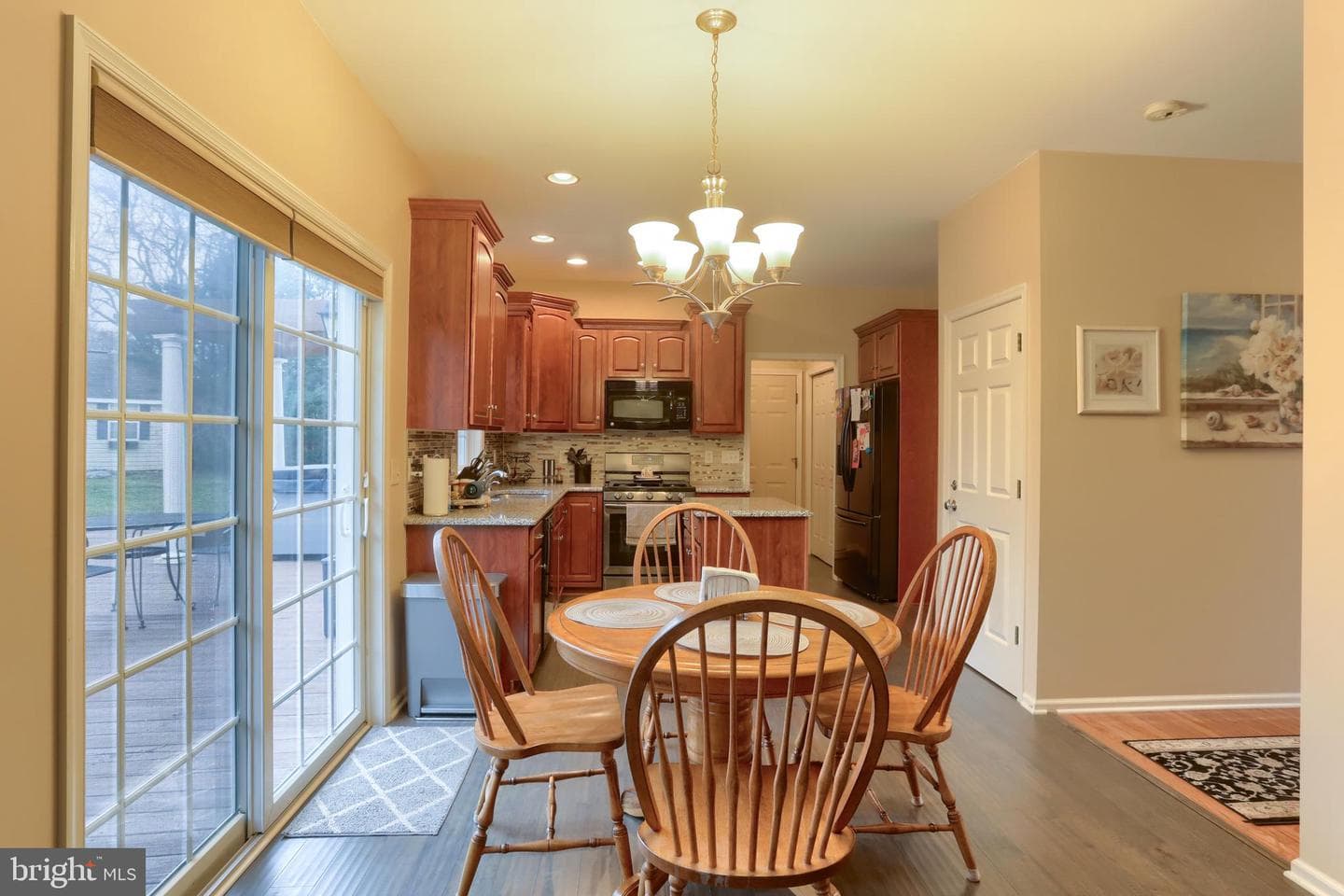 300 Fisher Lane photo 13