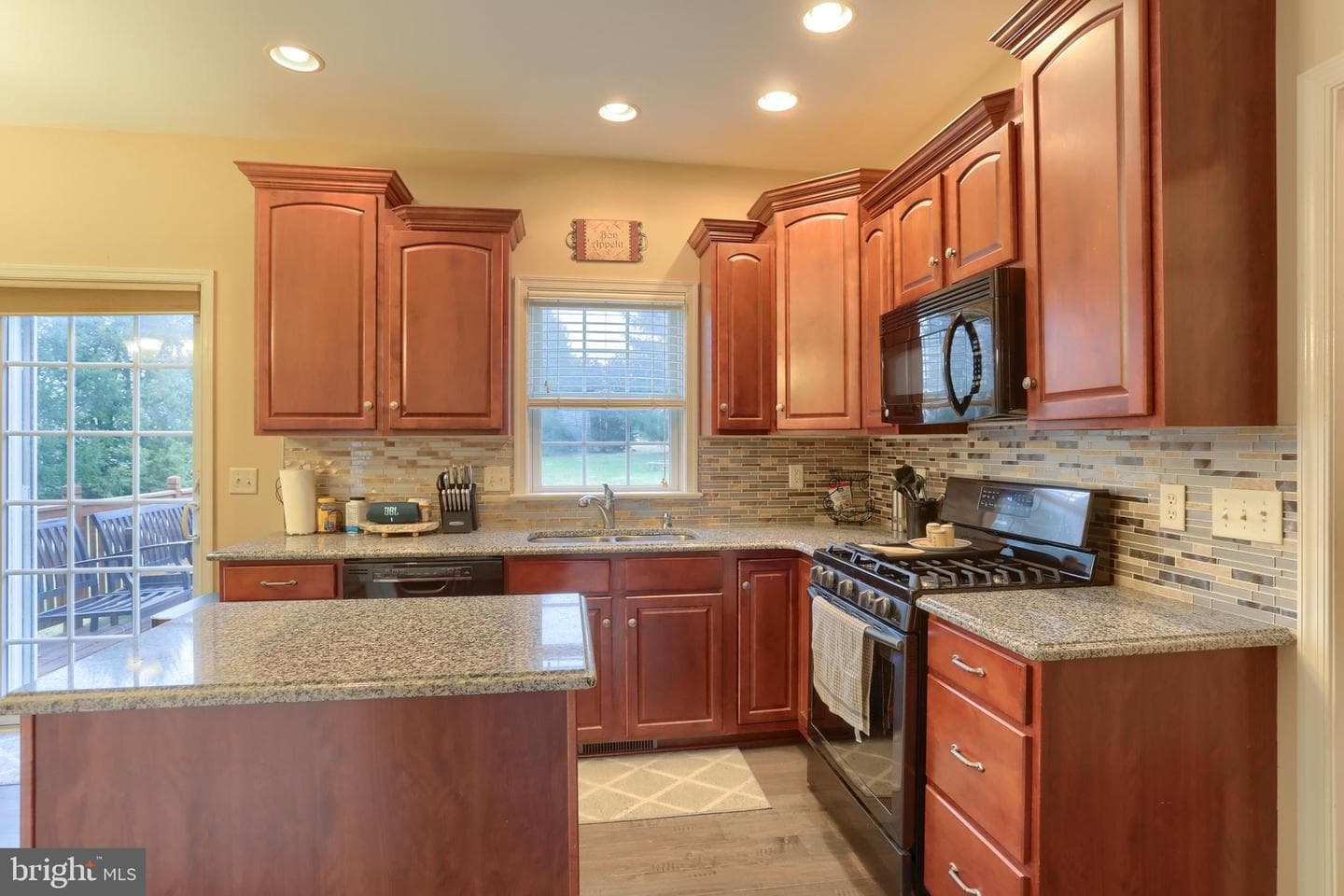300 Fisher Lane photo 16