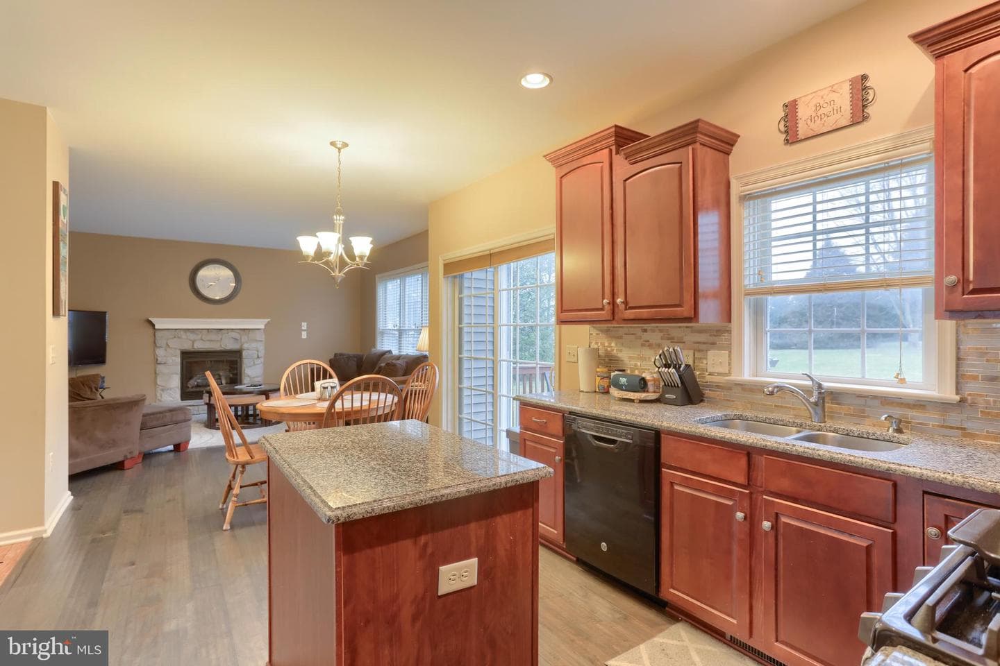 300 Fisher Lane photo 17