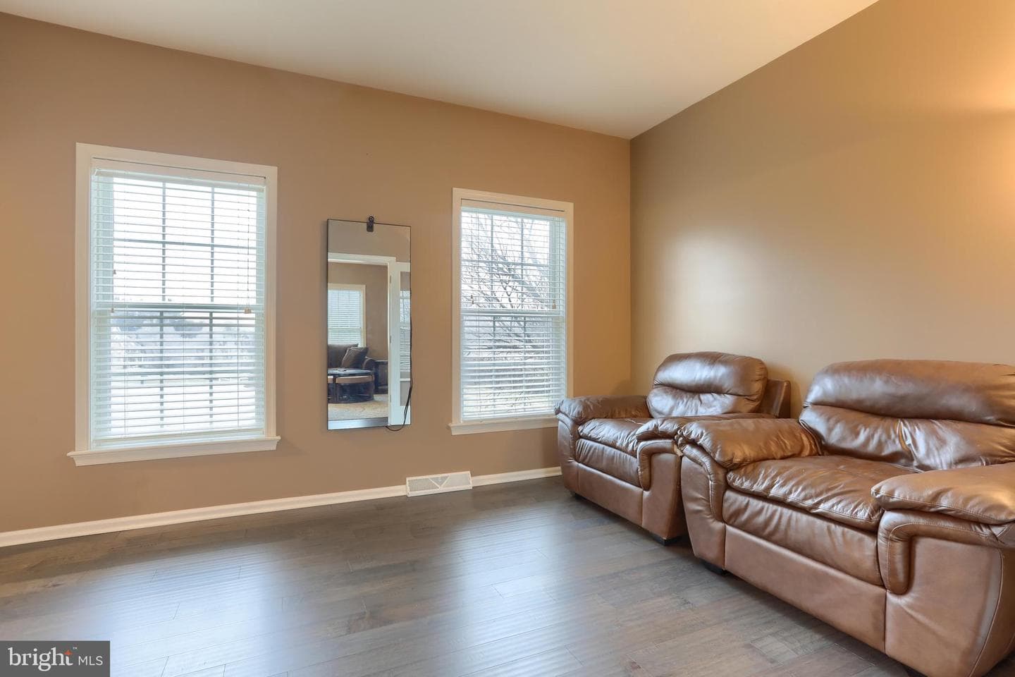 300 Fisher Lane photo 24