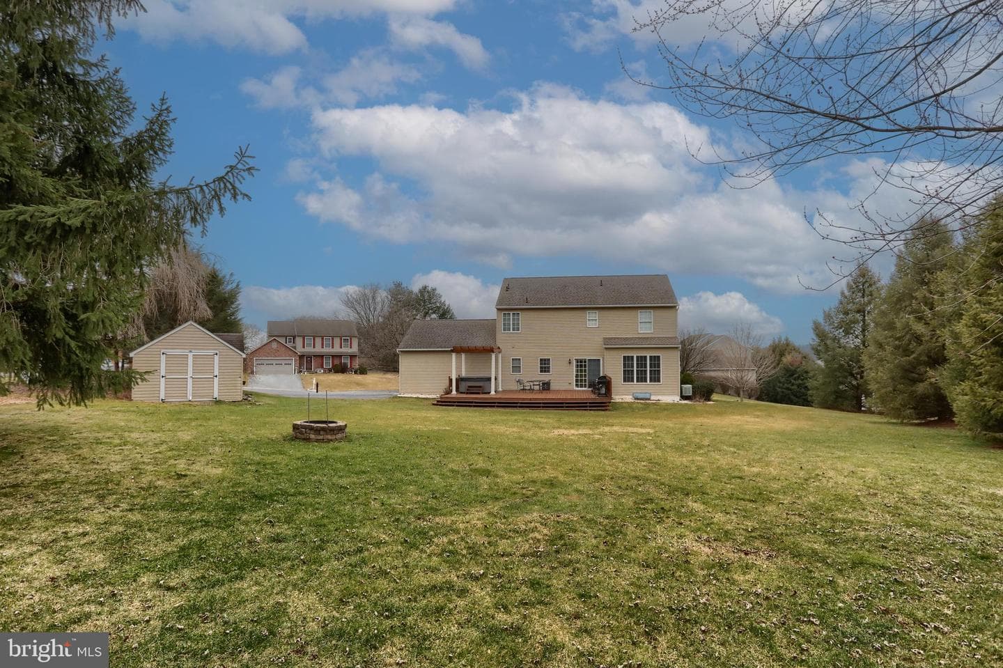 300 Fisher Lane photo 4
