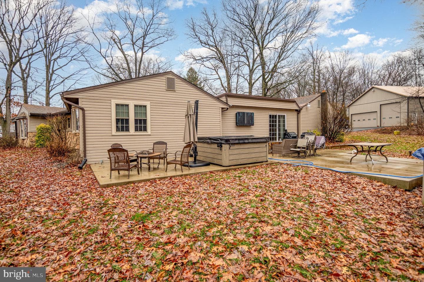 230 E Kercher Avenue photo 23
