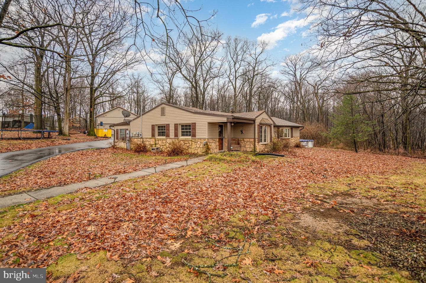 230 E Kercher Avenue photo 3