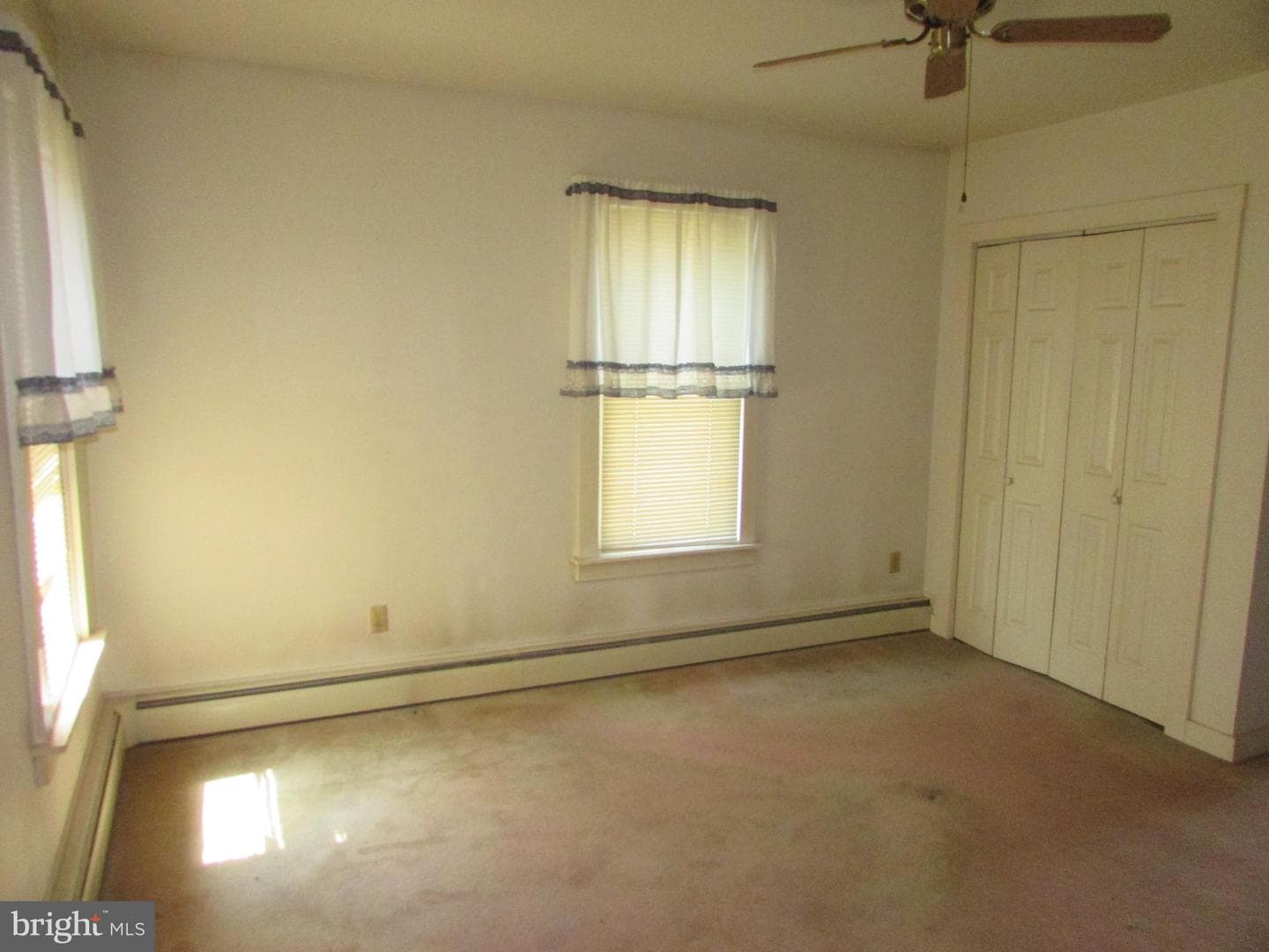 7 E Park Avenue photo 16