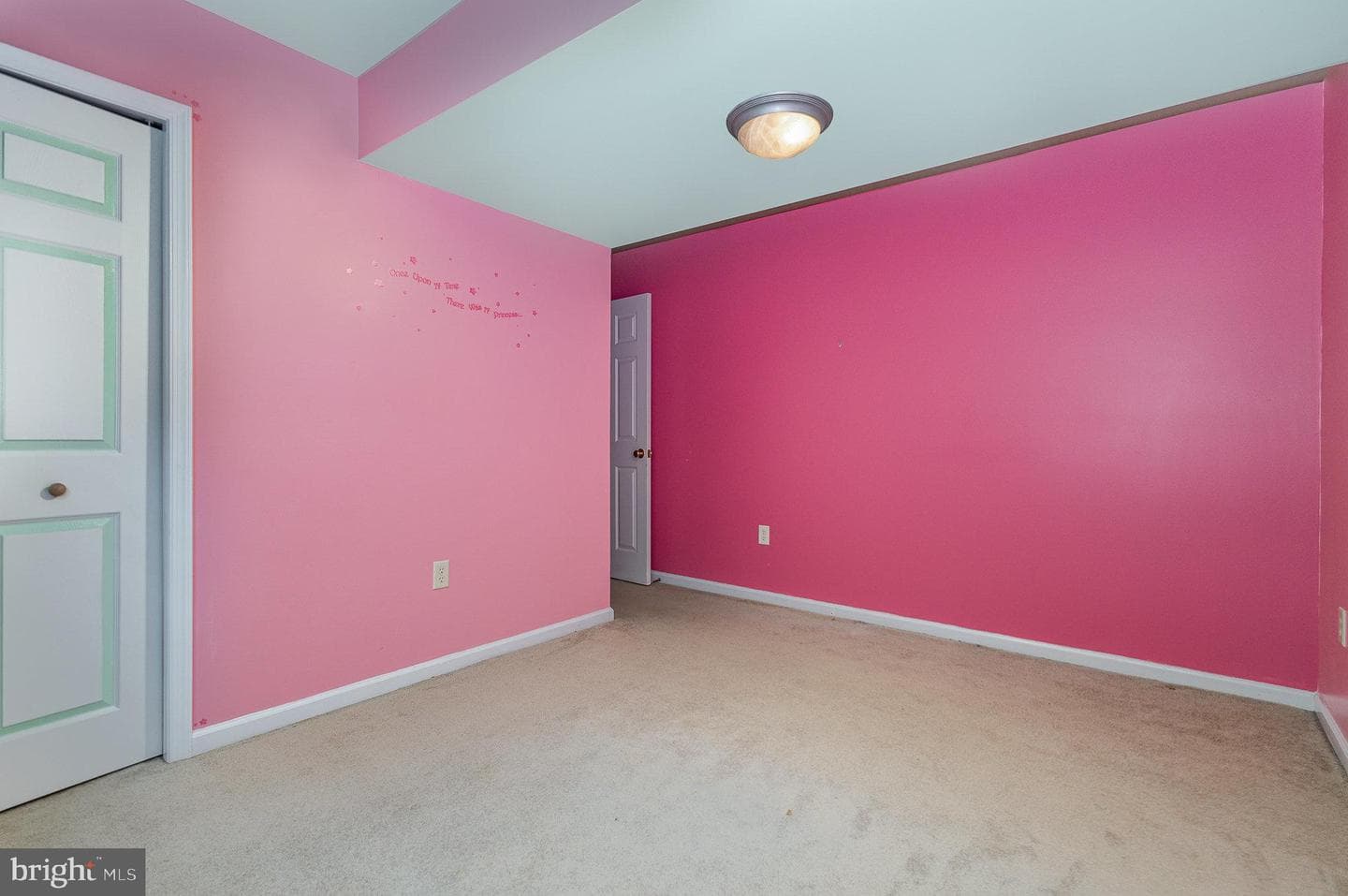 937 Sycamore Lane photo 21