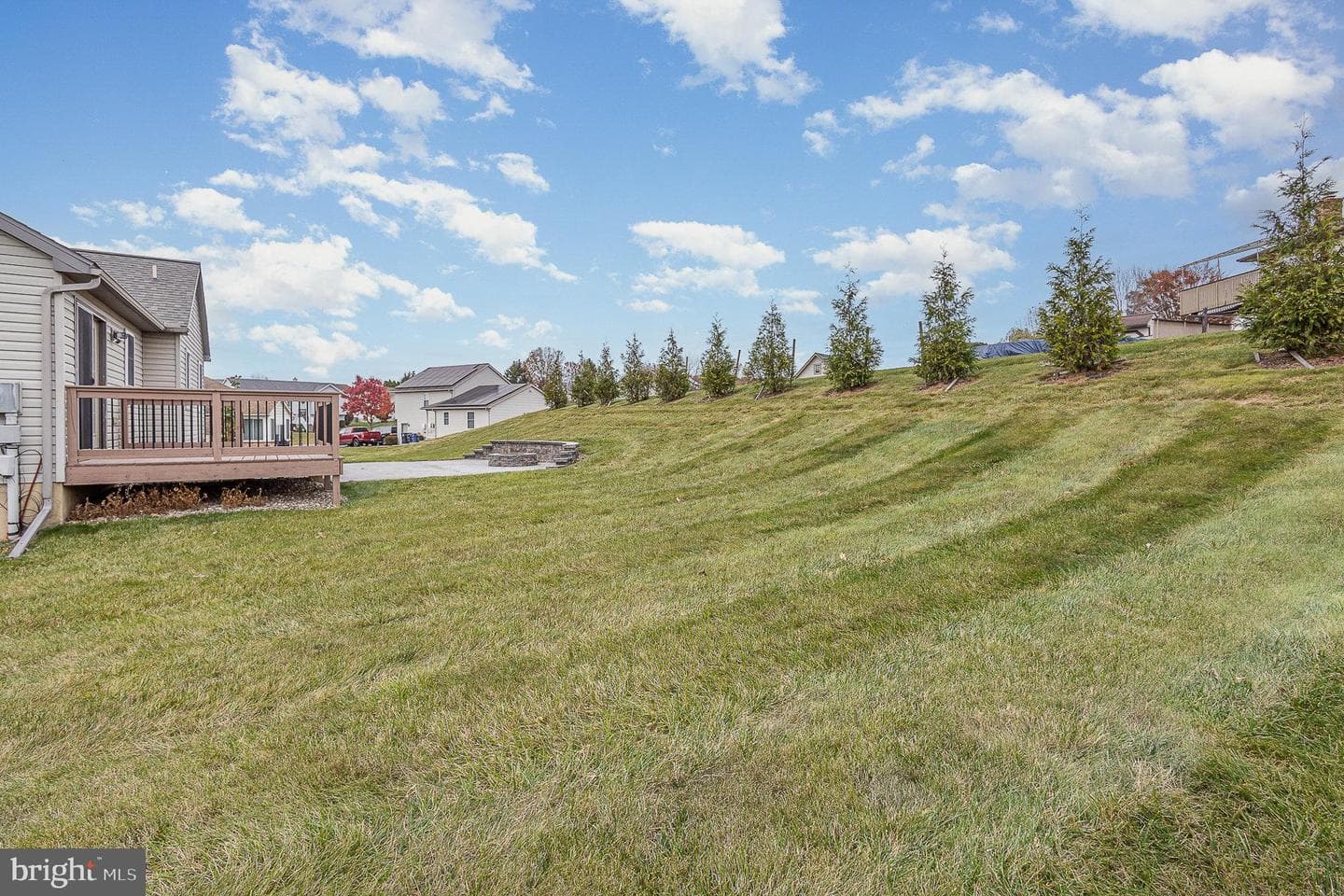 937 Sycamore Lane photo 24