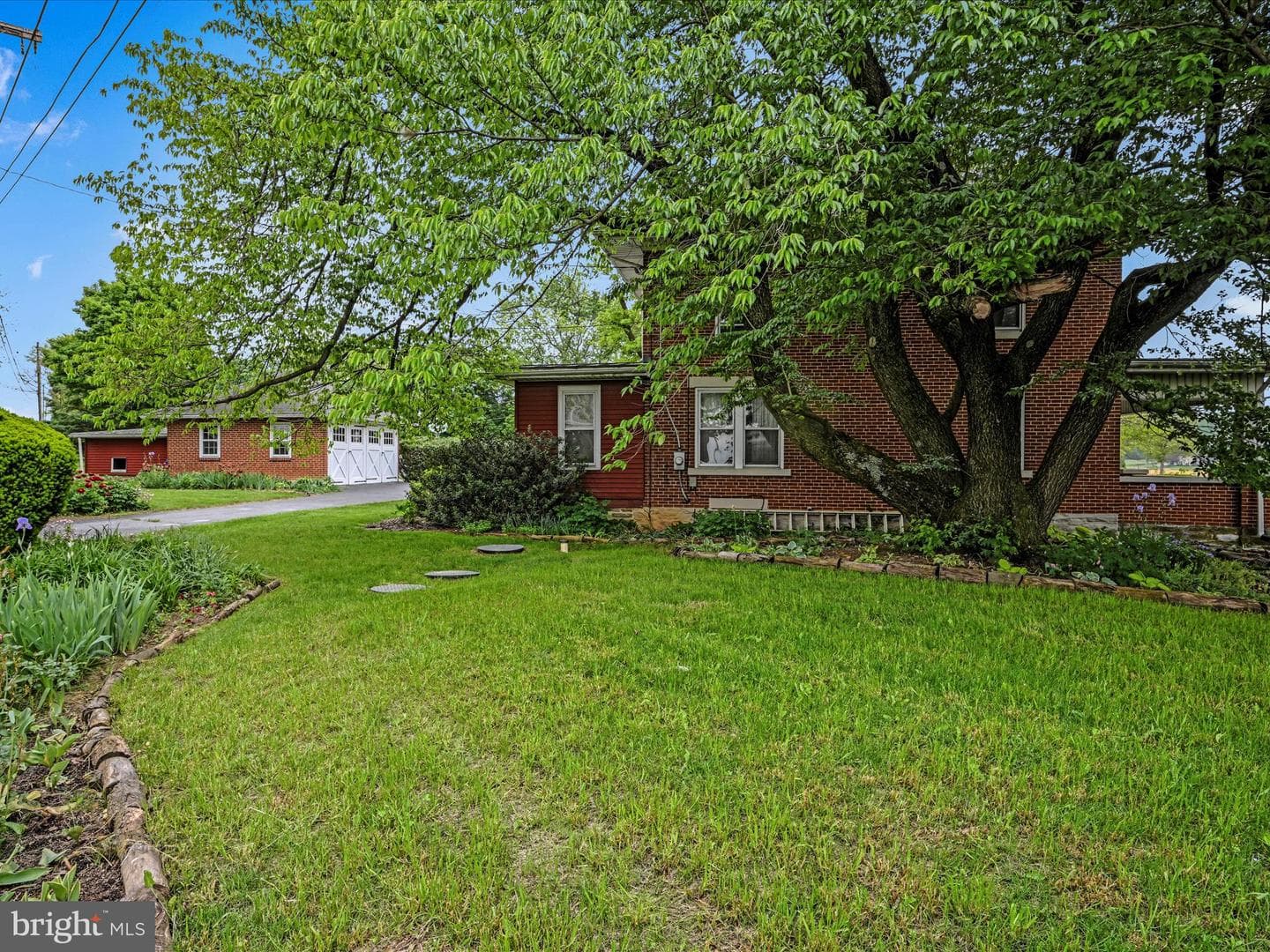 2000 S 5th Avenue photo 42