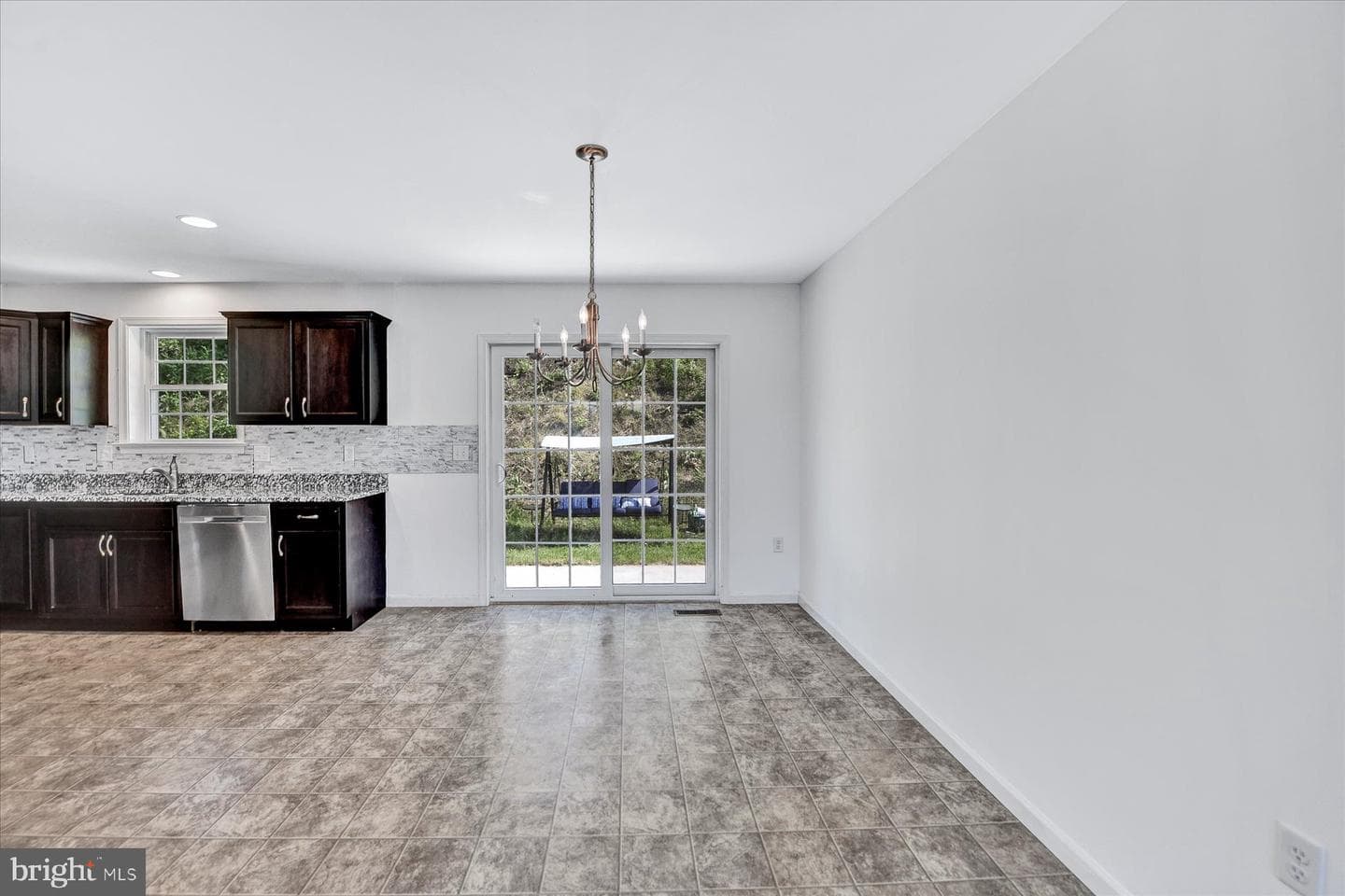 526 Darlington Avenue photo 26