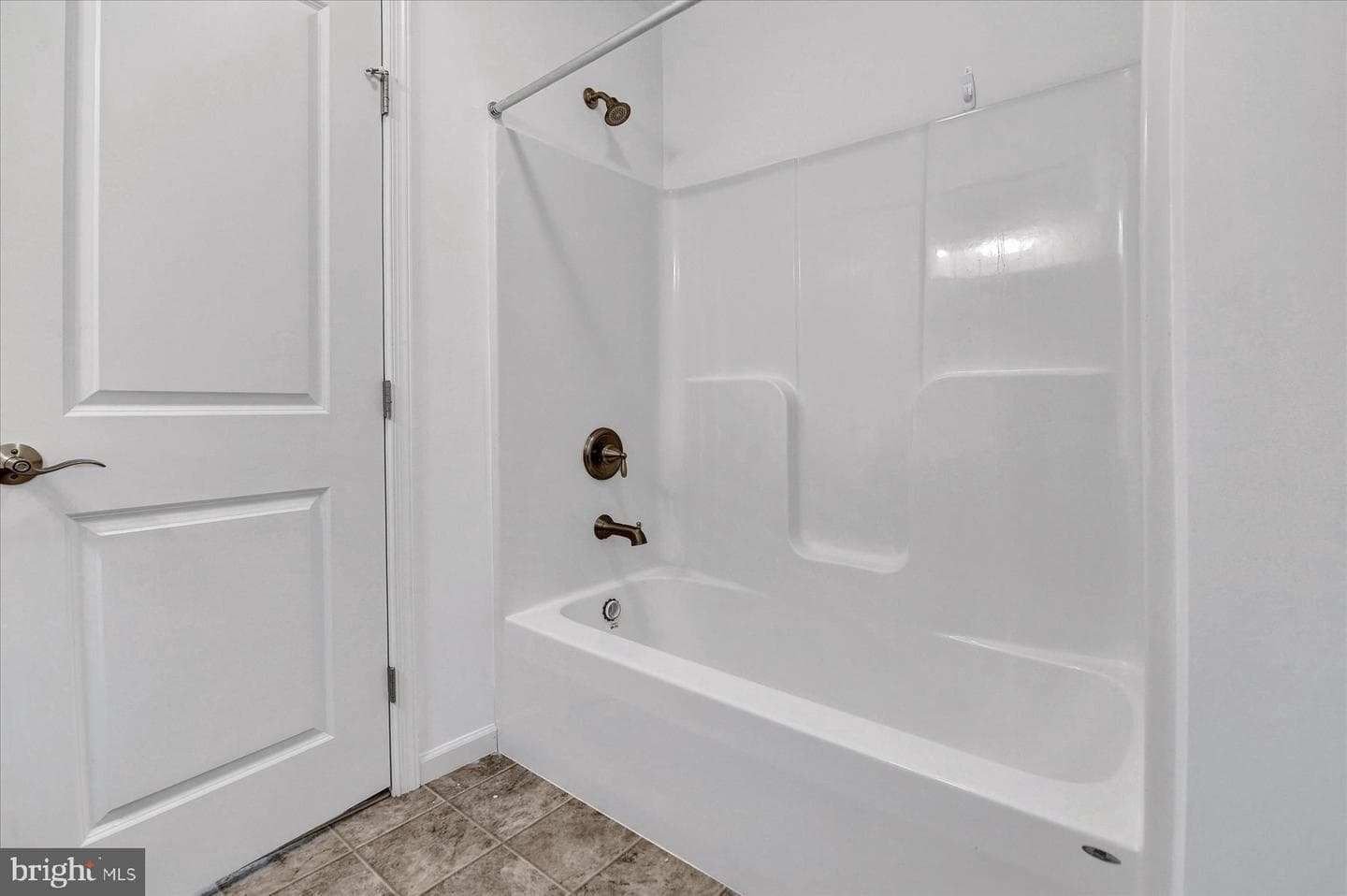 526 Darlington Avenue photo 30