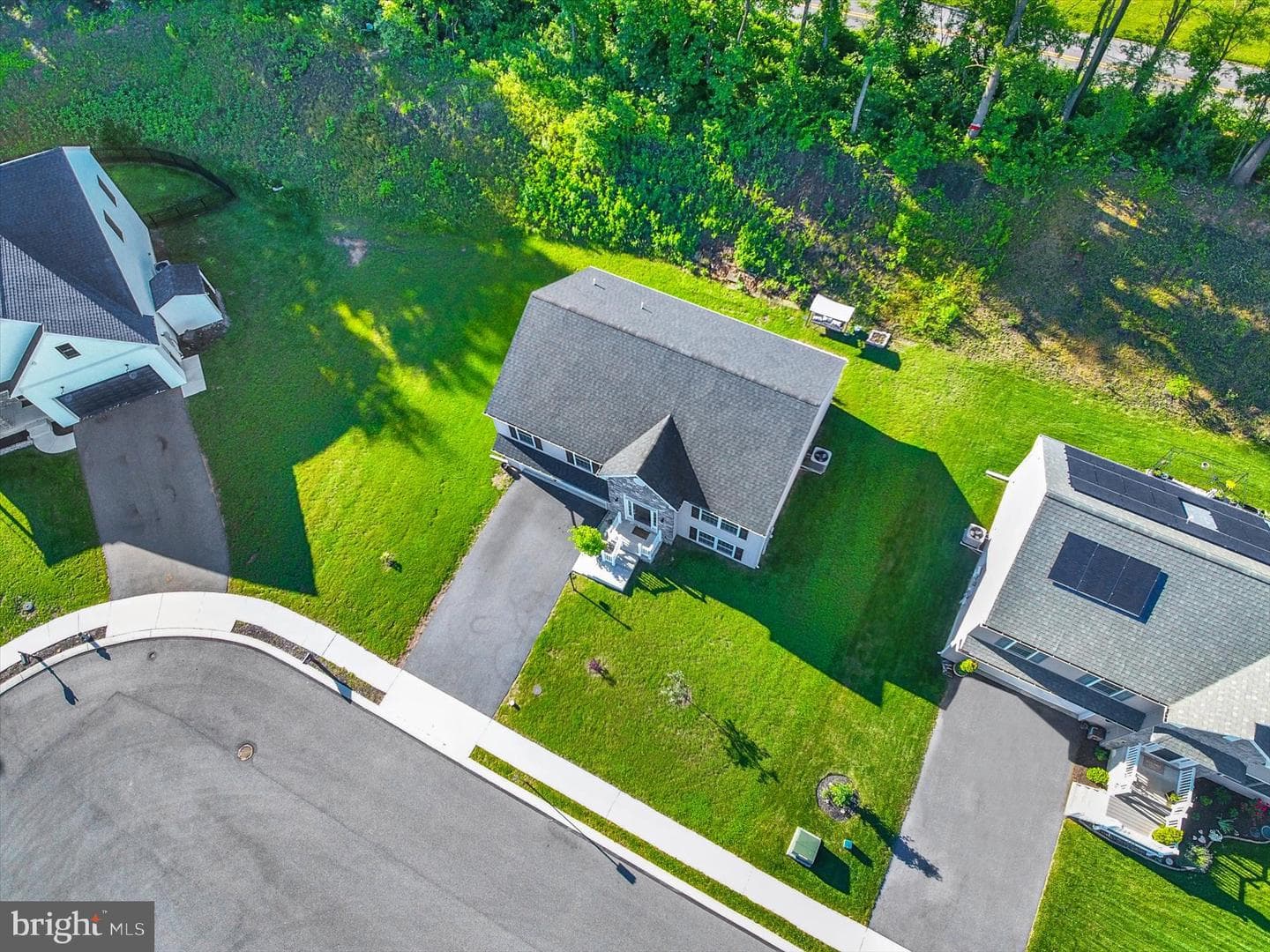 526 Darlington Avenue photo 42