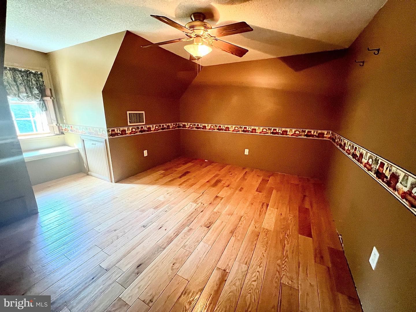 5 Hilltop Drive photo 17