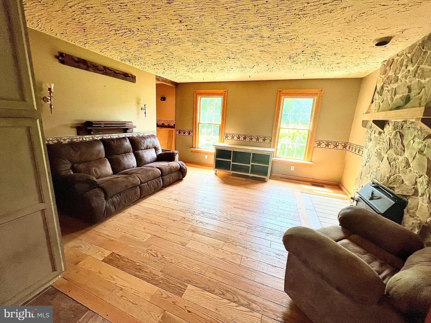 5 Hilltop Drive photo 4