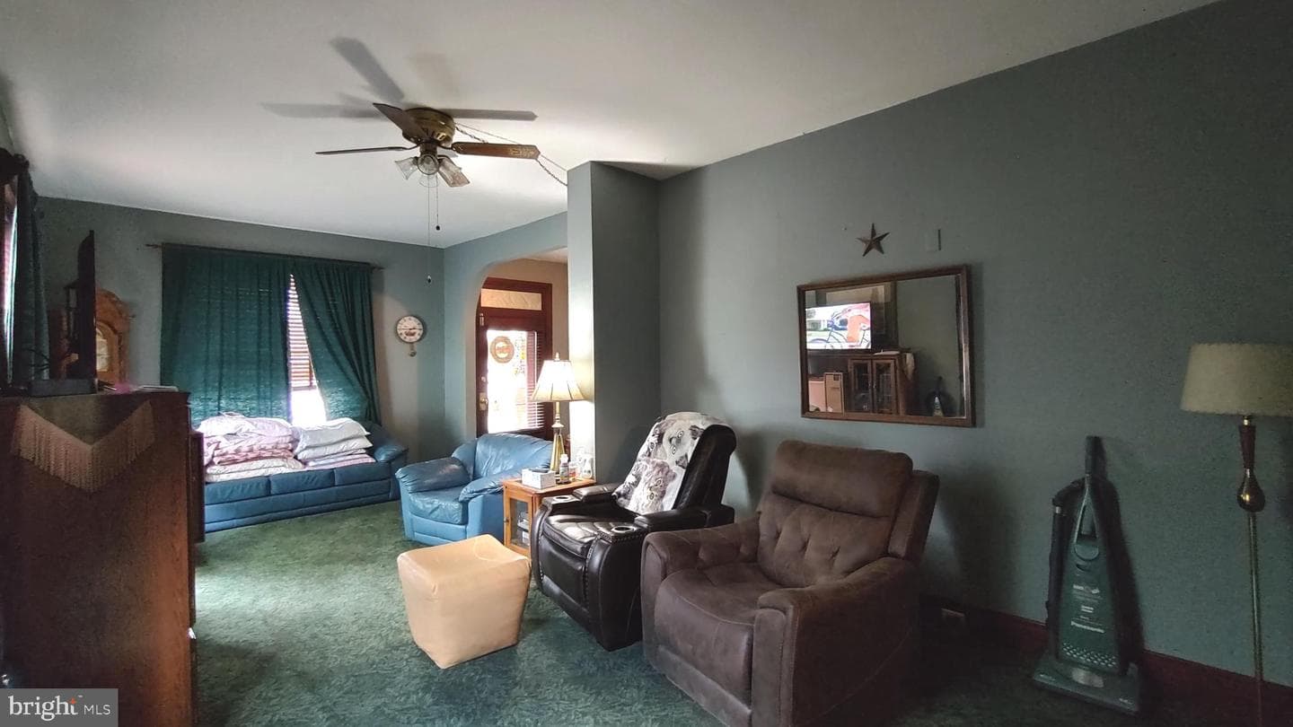19 E Willow Street photo 3