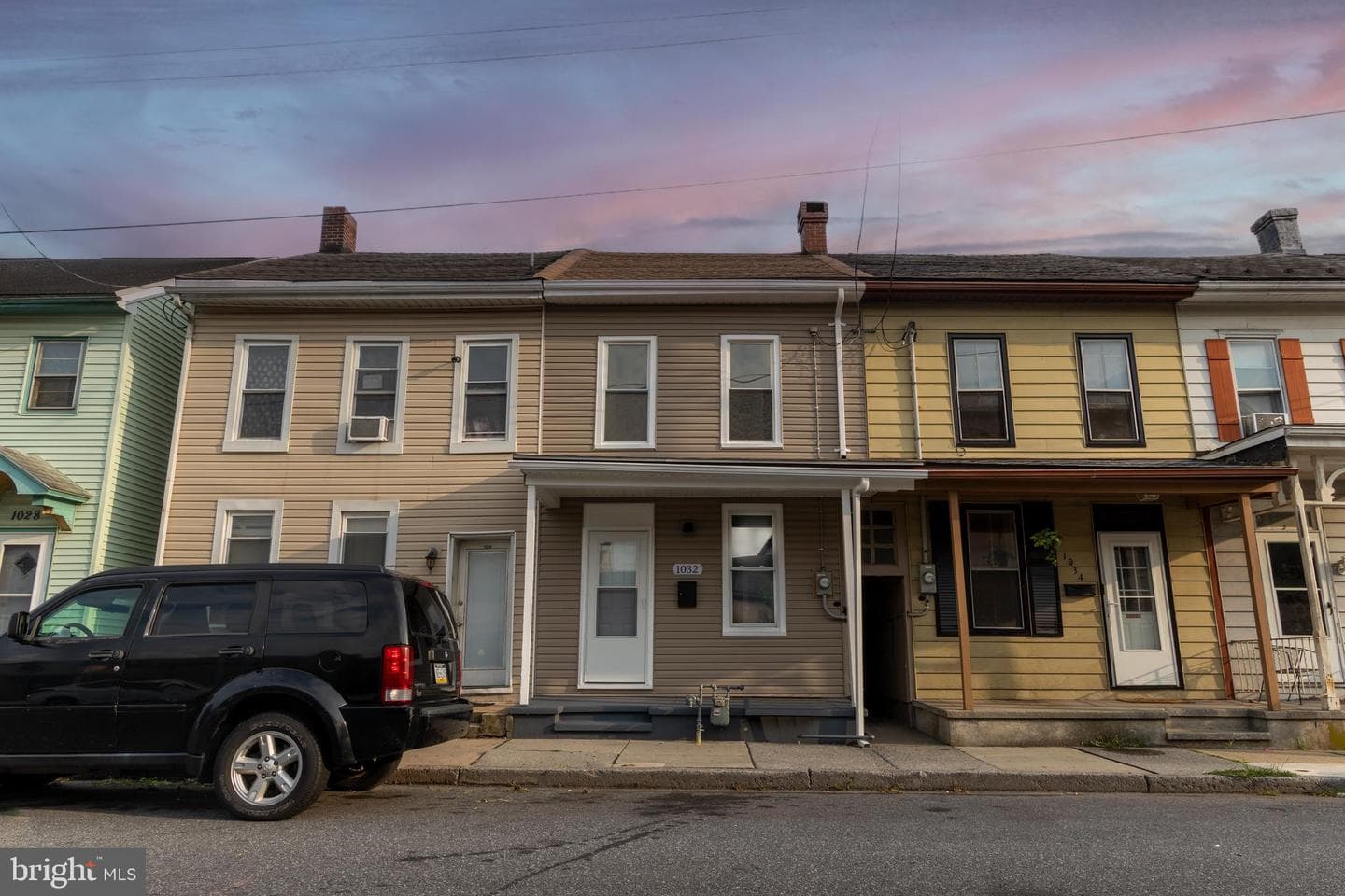 1032 Guilford Street photo 2