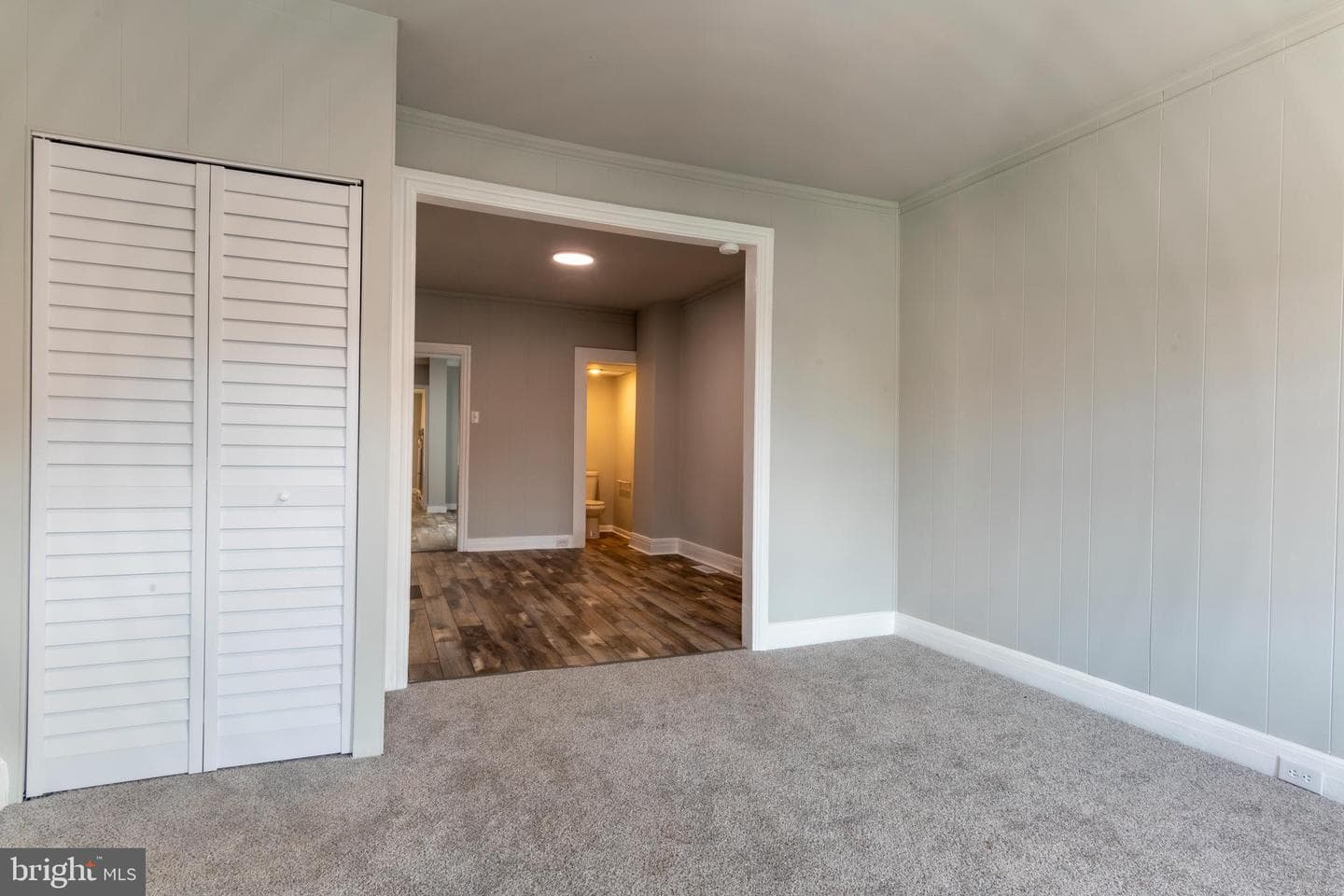 1032 Guilford Street photo 3