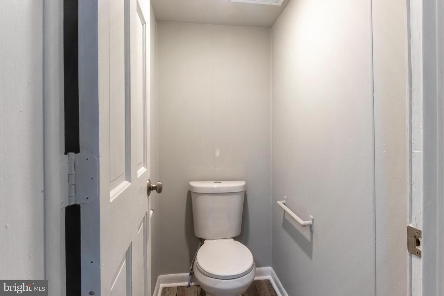 1032 Guilford Street photo 7