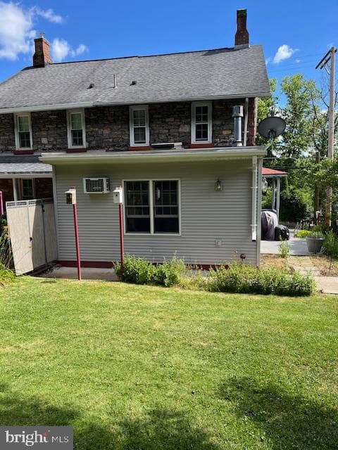 330 Boyd Street photo 3