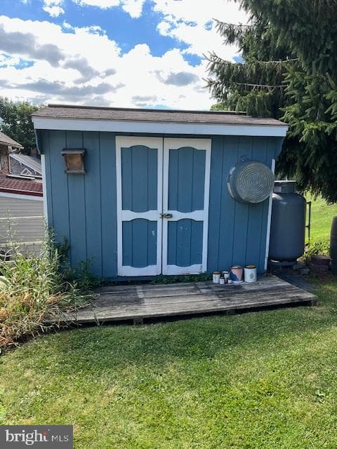 330 Boyd Street photo 4