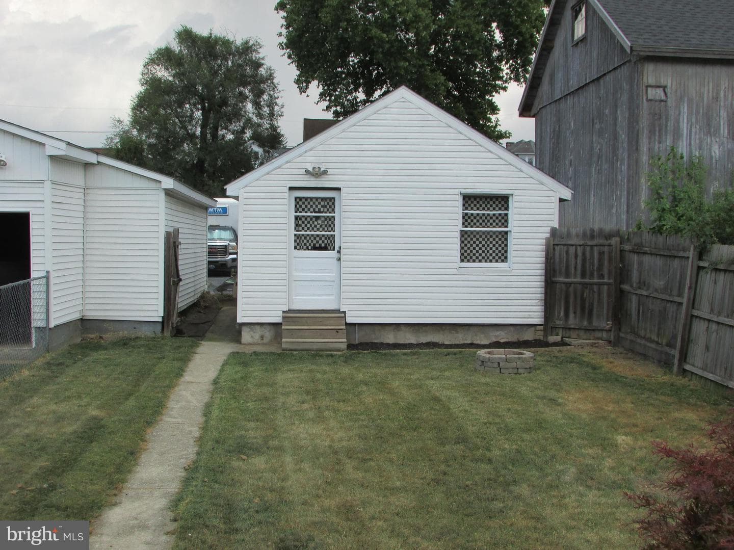 5 E Maple Avenue photo 5