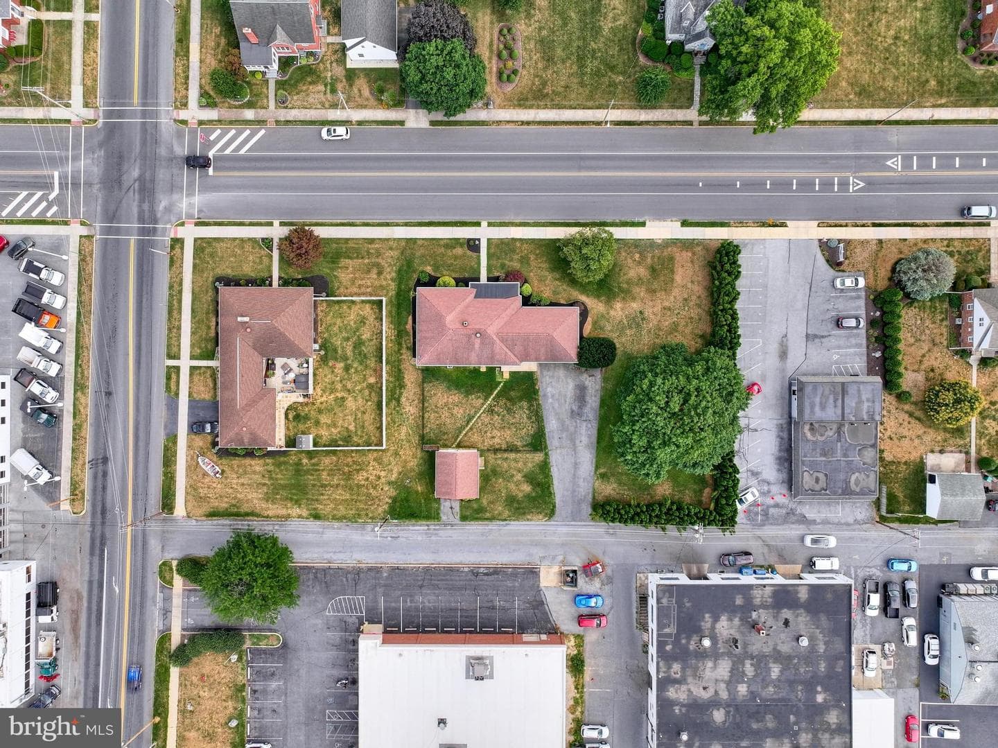641 E Cherry Street photo 24