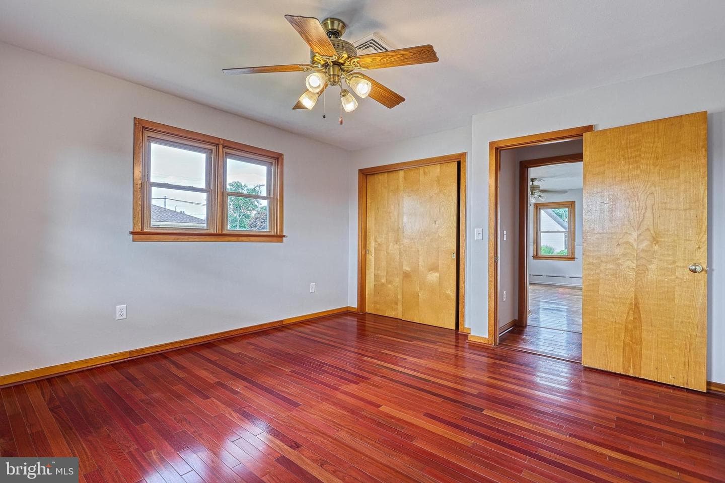 641 E Cherry Street photo 39
