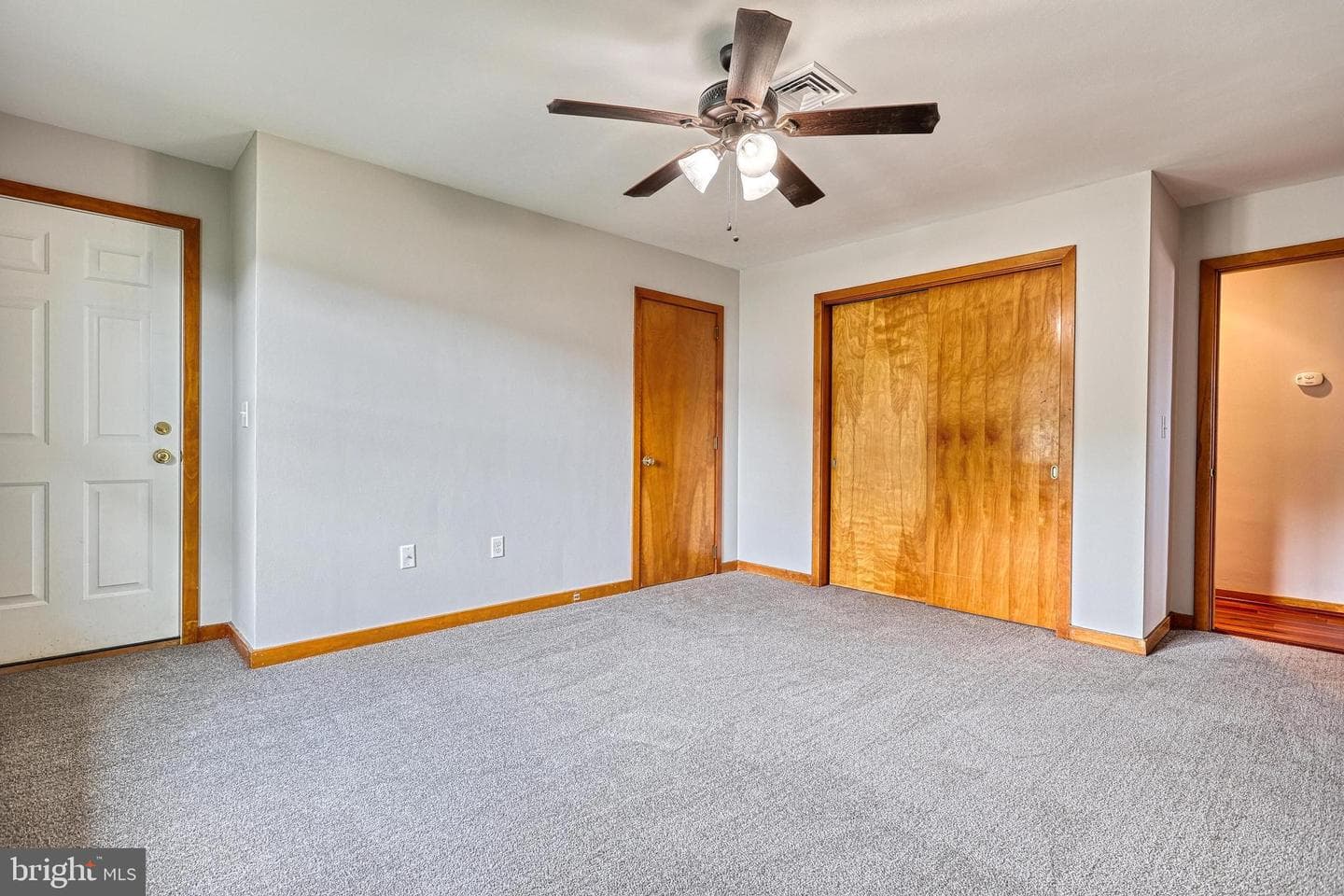 641 E Cherry Street photo 41