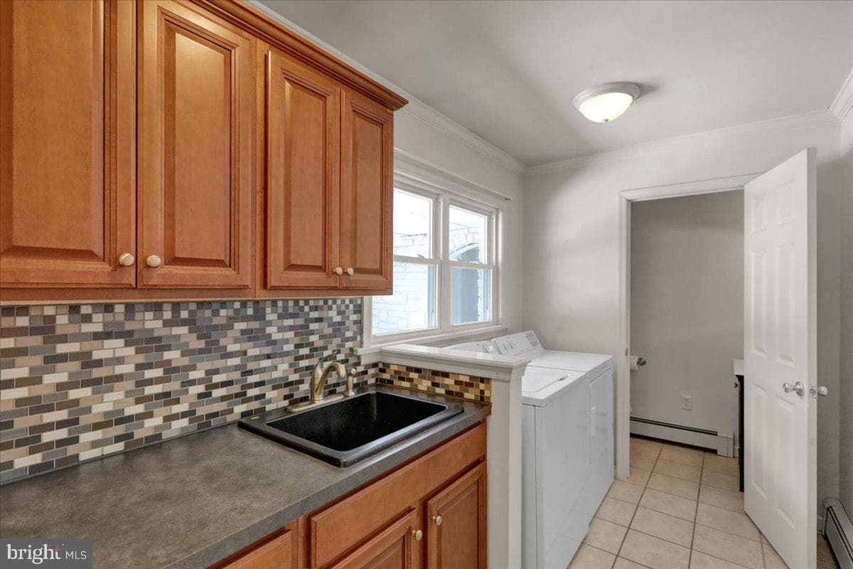 505 E Walnut Street photo 22