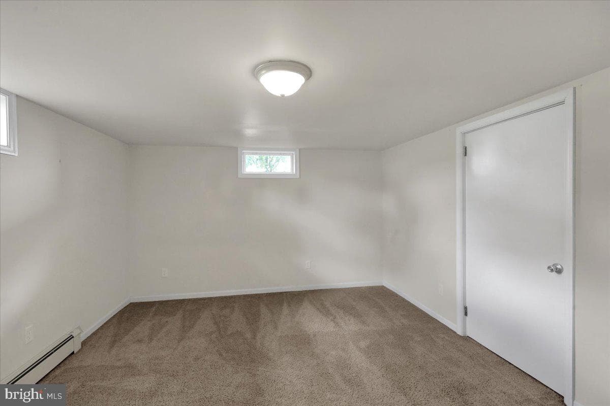 505 E Walnut Street photo 36