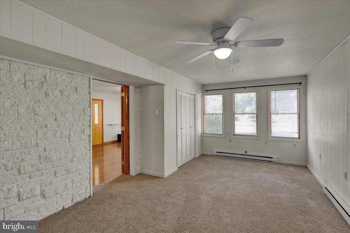 505 E Walnut Street photo 55