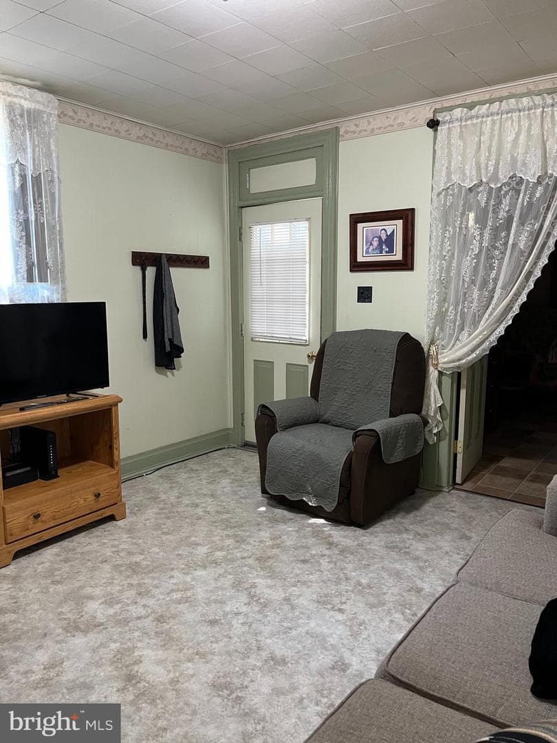 28 N Railroad Street photo 5