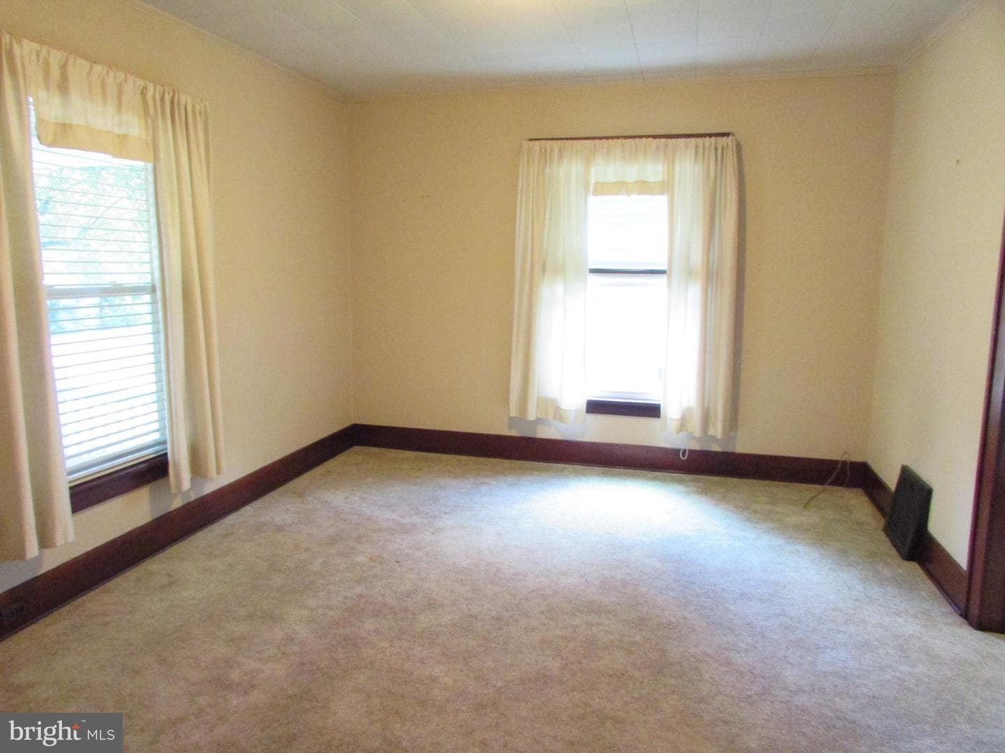 437 W Main Avenue photo 10