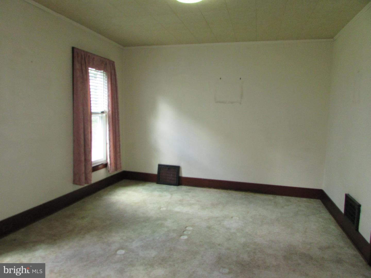 437 W Main Avenue photo 9